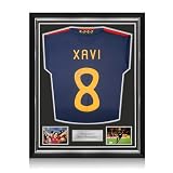 Exclusive Memorabilia Spanien 2010 Fußballtrikot signiert von Xavi Hernandez. Hochwertiger R
